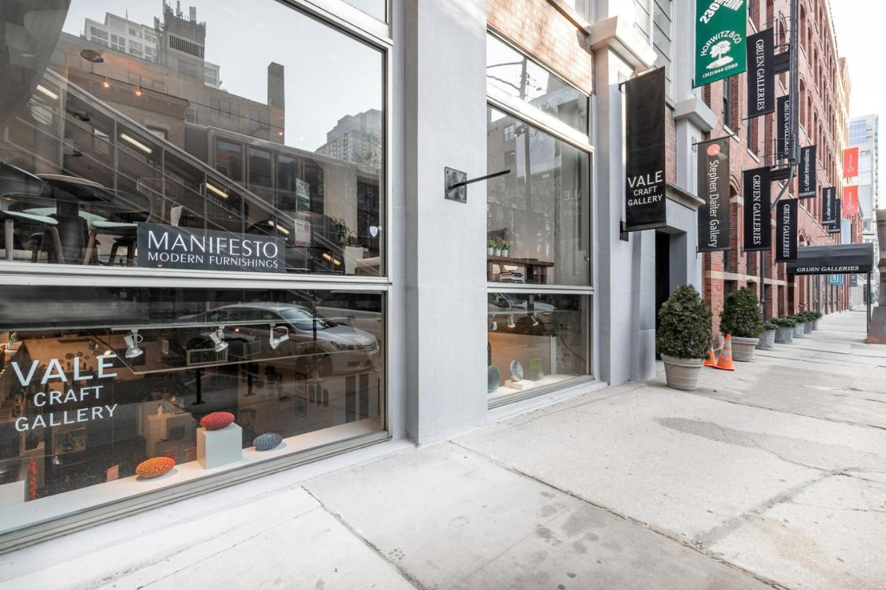 River North Jr 1br W Game Nr L Chi-971 Apartment