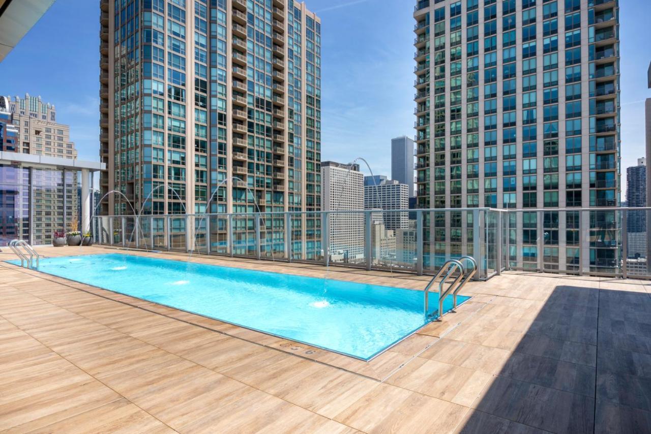 River North Jr 1br W Game Nr L Chi-971 Chicago
