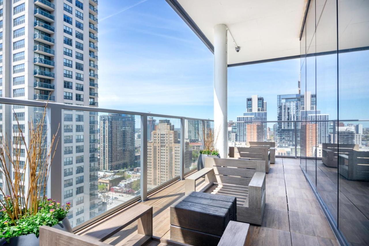 River North Jr 1br W Game Nr L Chi-971 Apartment *